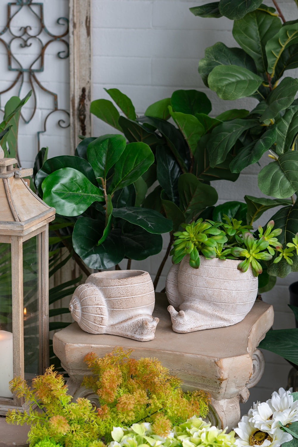 9.5" x 8.3" x 6" Decorative Planter