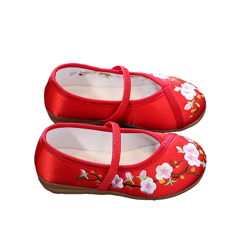 Childrens Simple And Versatile Embroidered Cloth Shoes