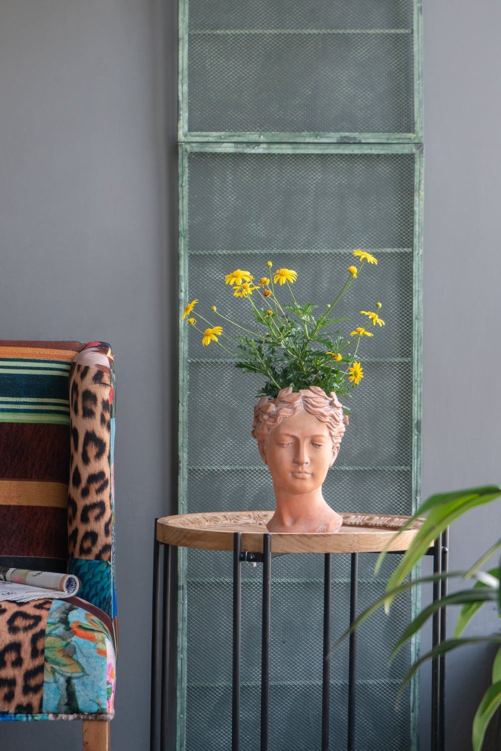 D7x11" Visage Head Bust Planter