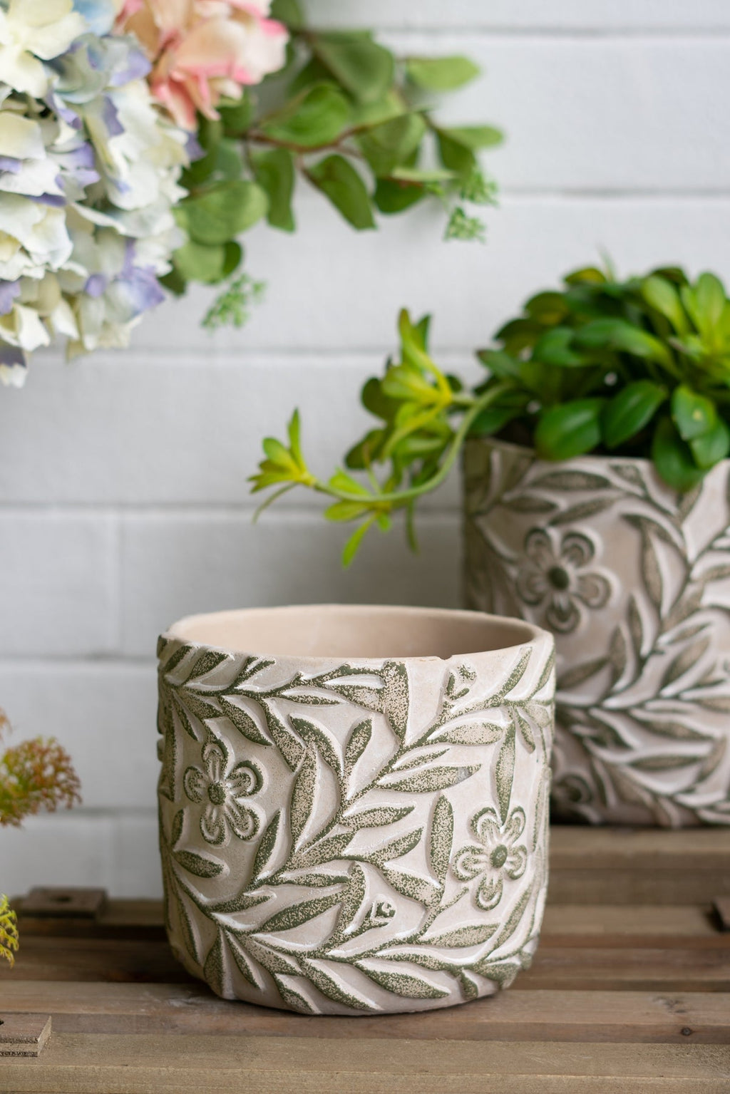 Set of 2 Garden Pots & Planters