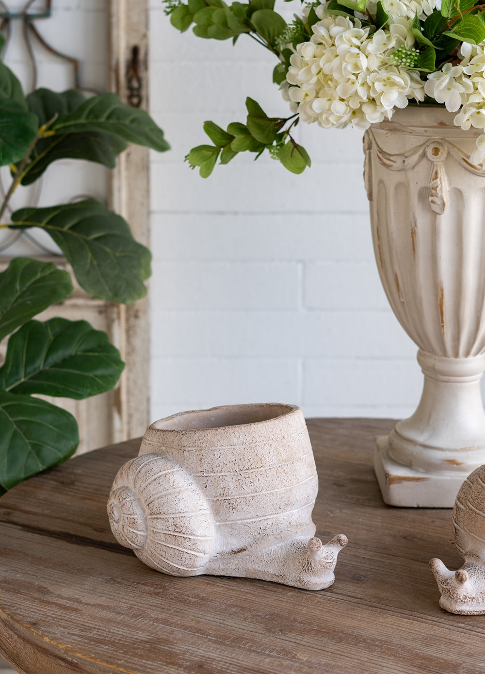 9.5" x 8.3" x 6" Decorative Planter