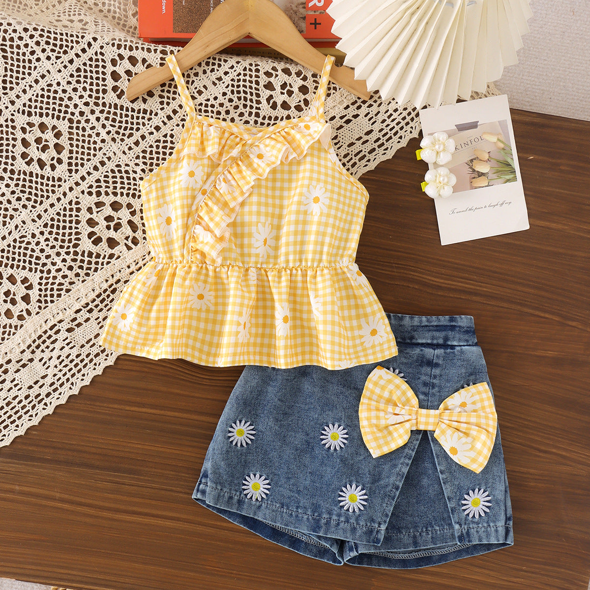 Sleeveless Multicolor Camisole Blue Shorts