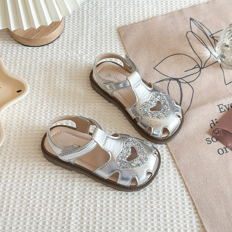Korean Style Girls Princess Sandals, Closed-Toe Heart Hollow Out Soft Sole Leather Sandals, Fashion Roman Beach Shoes For Little Girls