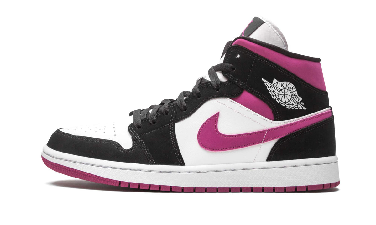 Nike Men's Air Jordan 1 Mid Basketball Shoes