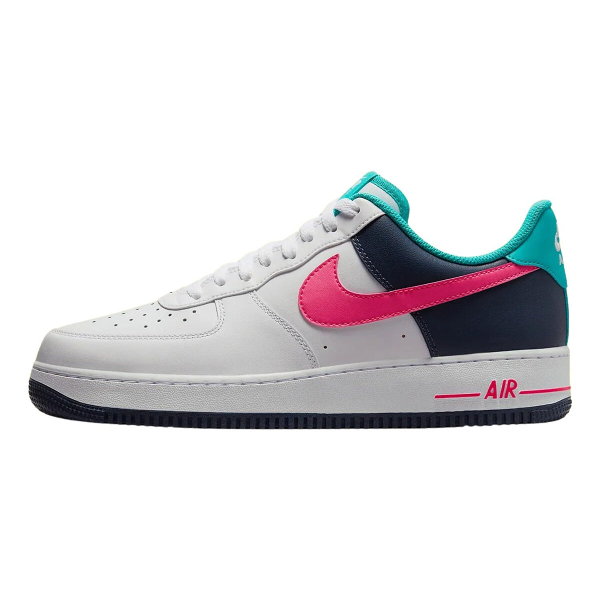 Nike Men's Air Force 1 '07 Sneaker