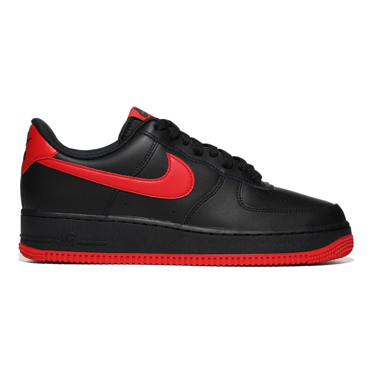 Nike Men's Air Force 1 '07 Sneaker