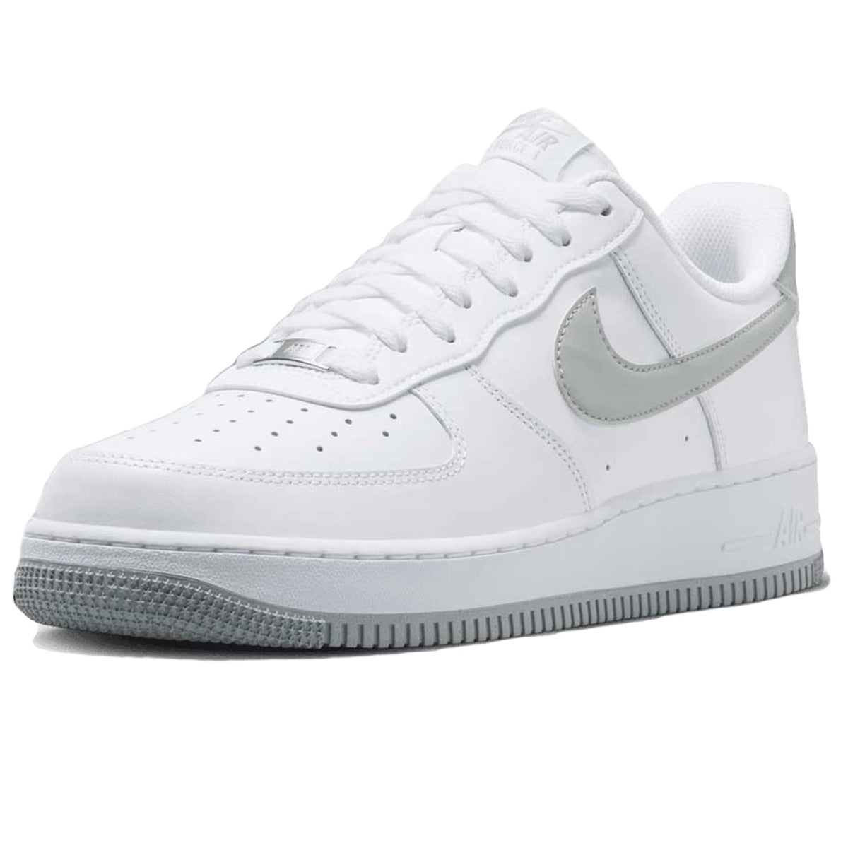 Nike Men's Air Force 1 '07 Sneaker