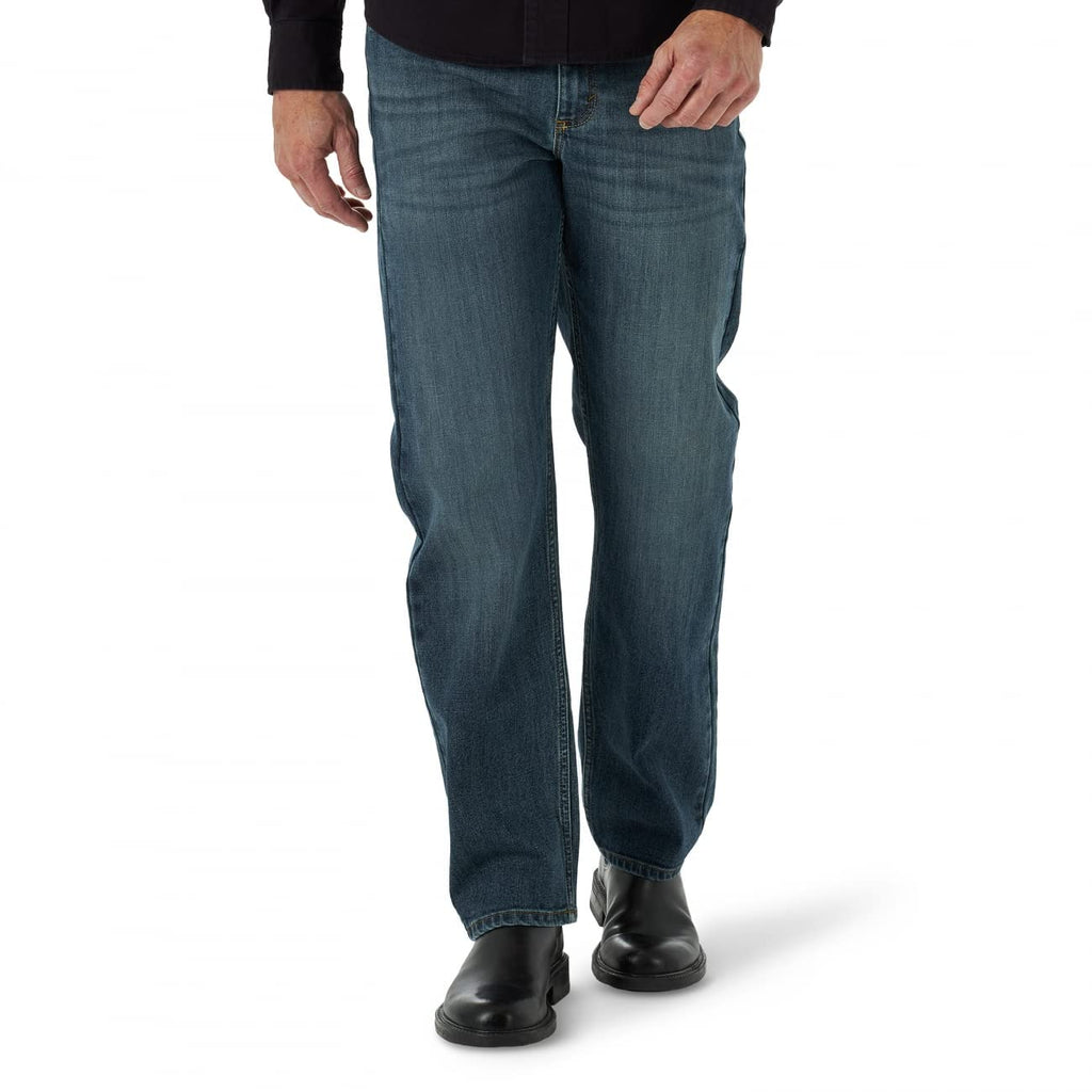 Wrangler Mens Men's Free-to-Stretch Relaxed Fit Jean