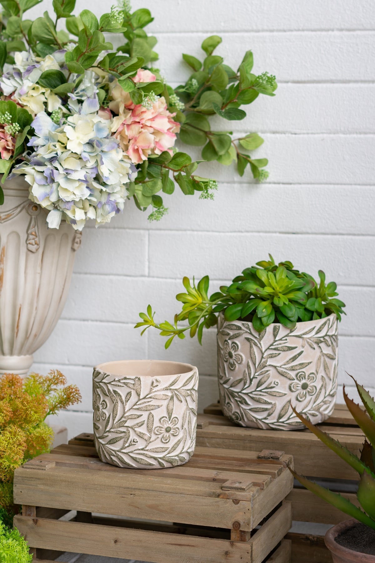 Set of 2 Garden Pots & Planters