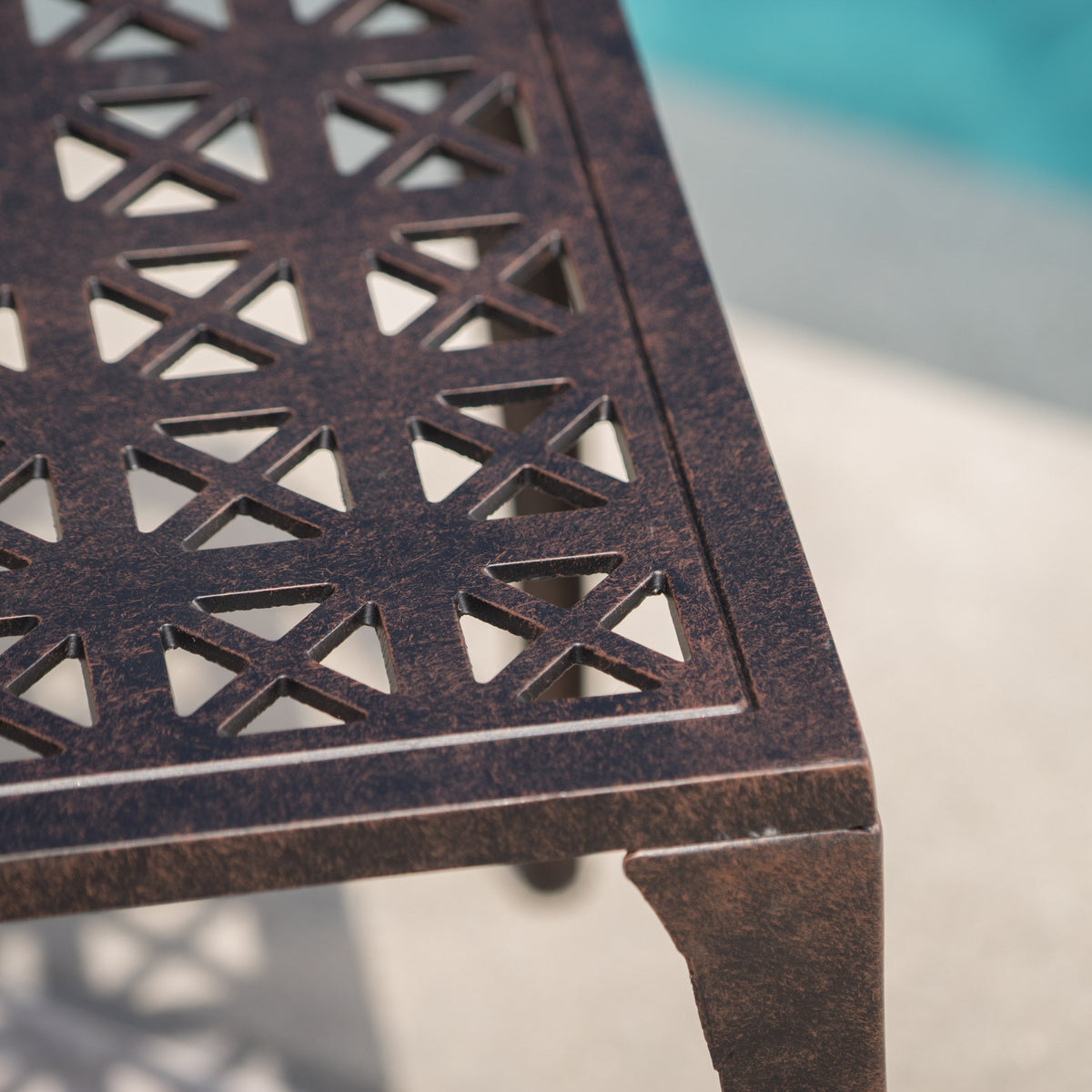 Outdoor KAI 18" Side Table