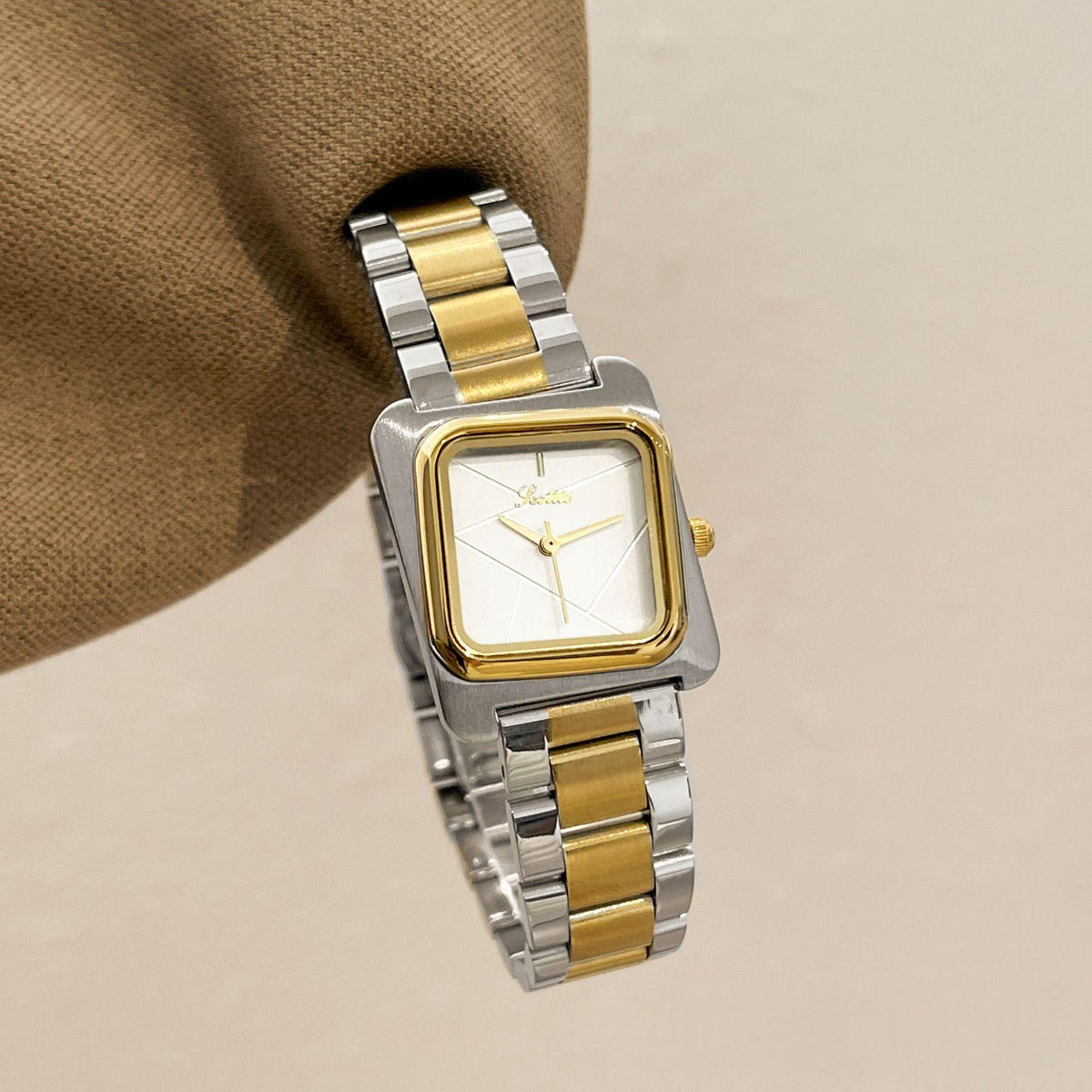 Square Steel-band Waterproof Quartz Watch