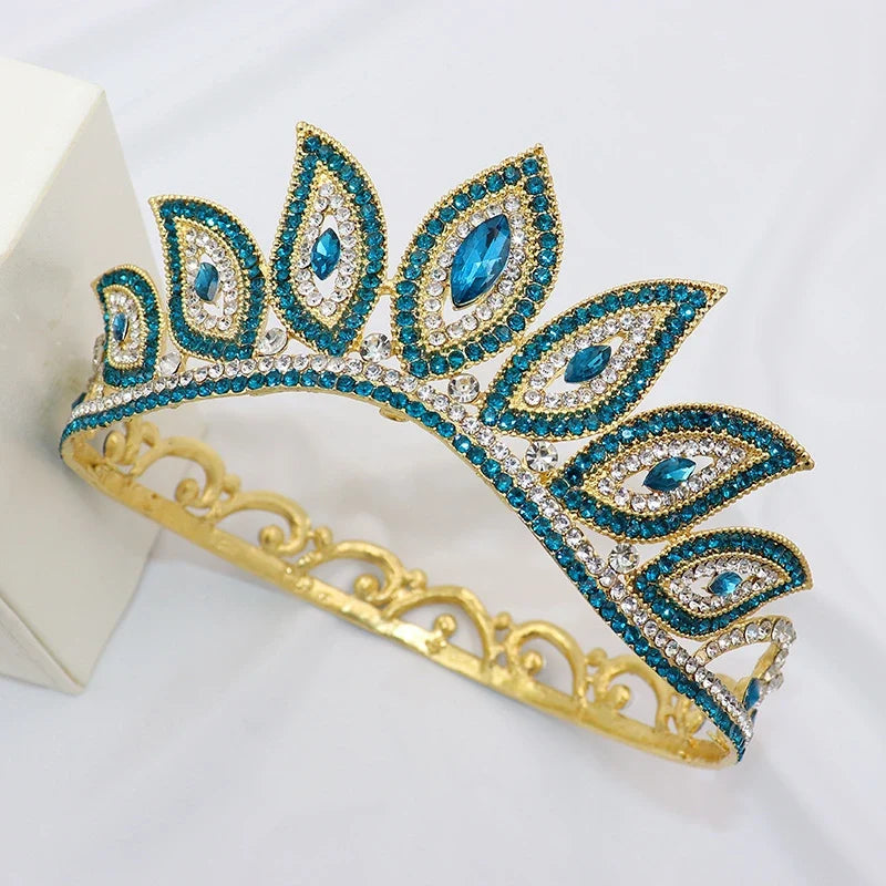 Crystal Bridal Tiara Crown – Vintage Queen Rhinestone Wedding Diadem in Gold or Silver