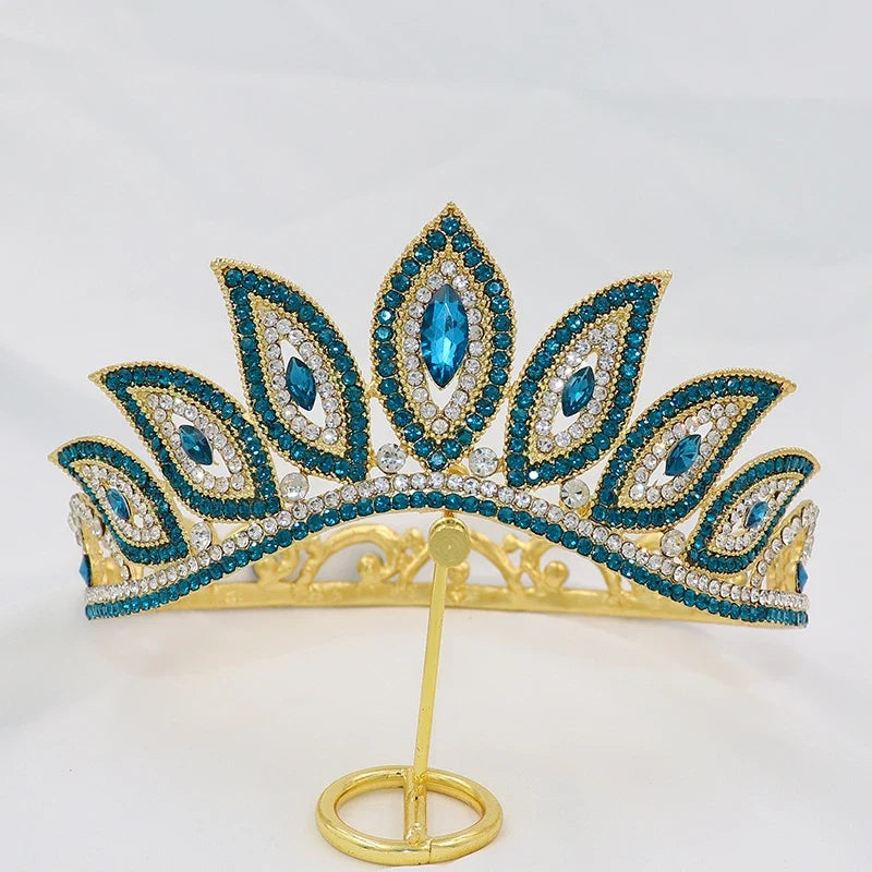 Crystal Bridal Tiara Crown – Vintage Queen Rhinestone Wedding Diadem in Gold or Silver