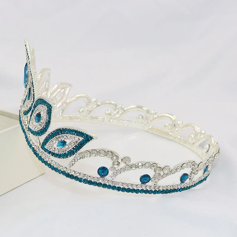 Crystal Bridal Tiara Crown – Vintage Queen Rhinestone Wedding Diadem in Gold or Silver