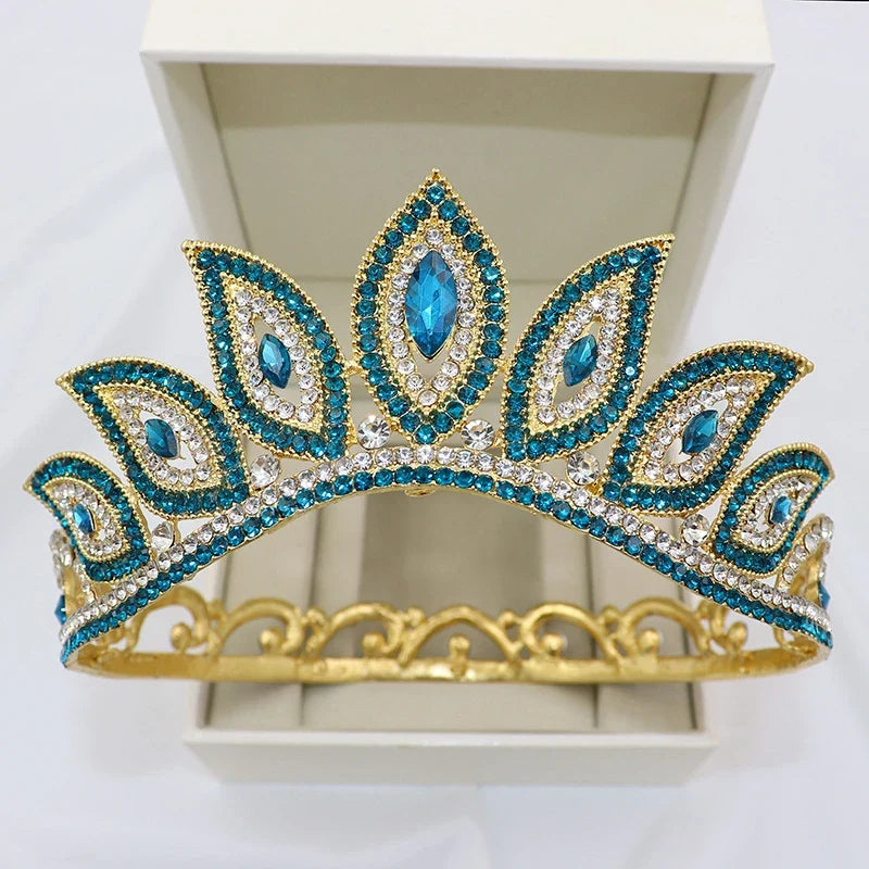 Crystal Bridal Tiara Crown – Vintage Queen Rhinestone Wedding Diadem in Gold or Silver