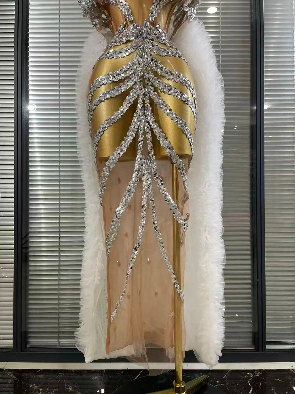 Women Cloak Sleeve Shining Sequins Mesh Ruffles Long Loose Dress Celebrate Performance Costumes Stage Wear