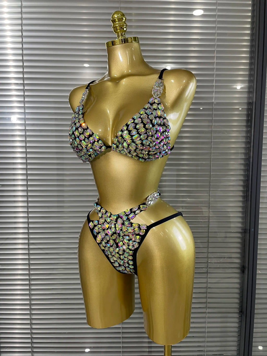 Women Sparkly Crystal Halter 2 Pieces Bikini Set Summer Vacation Beach Style Celebrate Swimsuit Swimwear