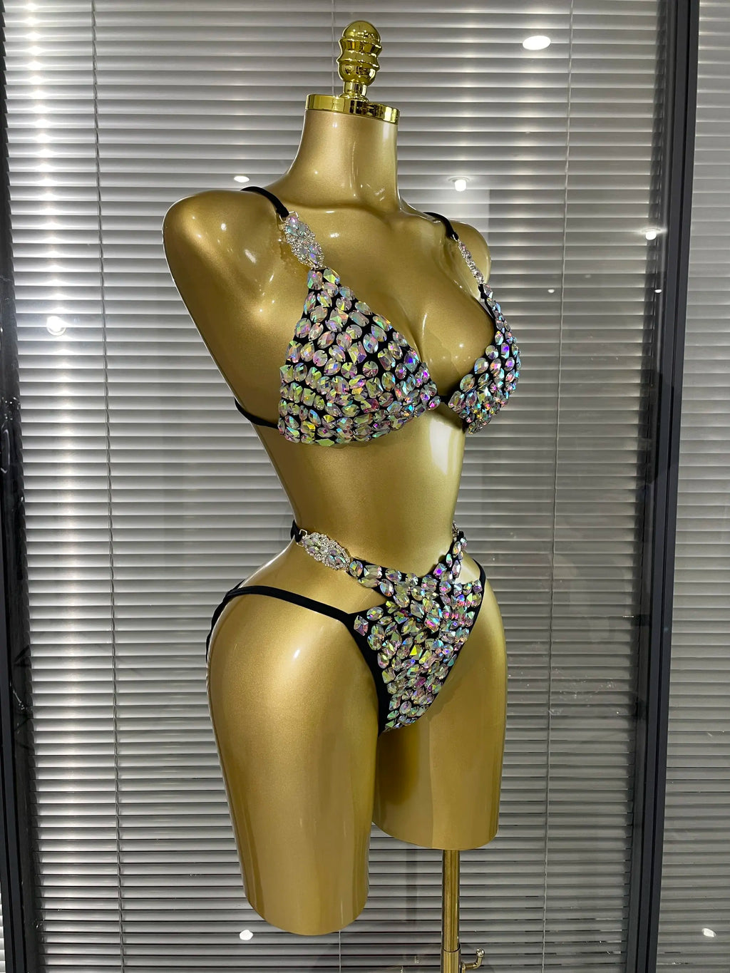 Women Sparkly Crystal Halter 2 Pieces Bikini Set Summer Vacation Beach Style Celebrate Swimsuit Swimwear
