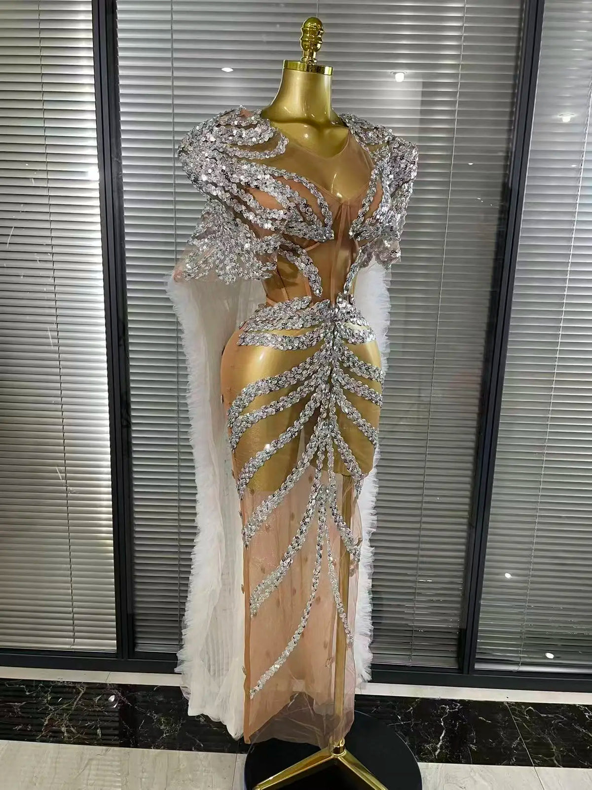 Women Cloak Sleeve Shining Sequins Mesh Ruffles Long Loose Dress Celebrate Performance Costumes Stage Wear