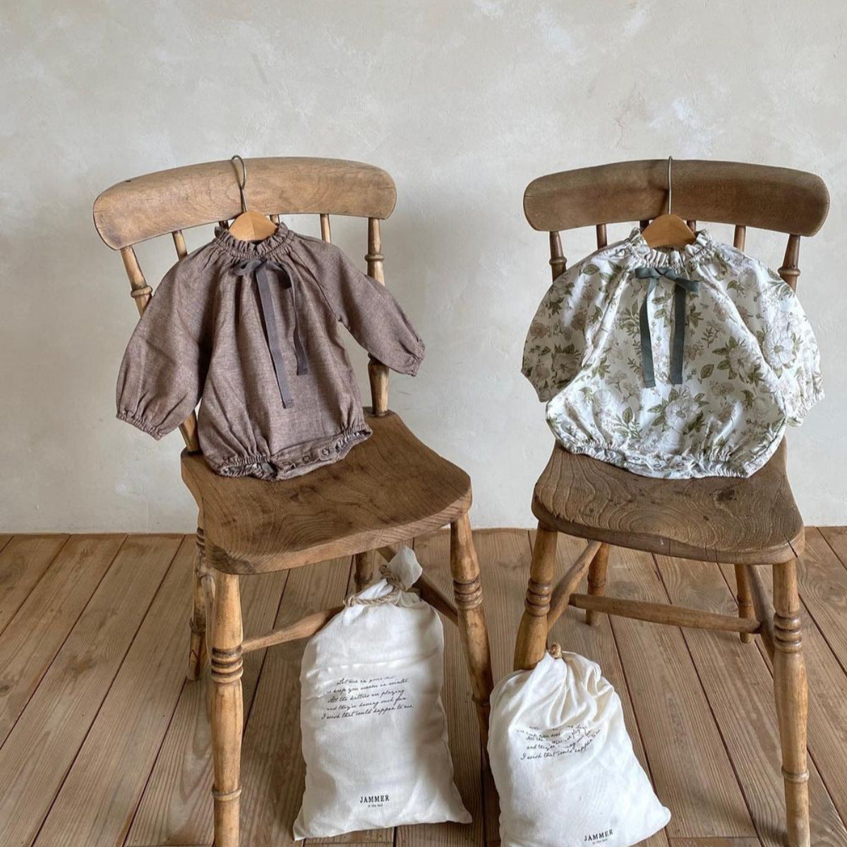 Bow-tie Bud-collar Lantern-sleeve Jumpsuit